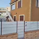 Prázdninový dům Vida Loca -appartamento Vicino Aereporto E 200mt