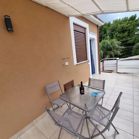 Holiday home Vida Loca -appartamento Vicino Aereporto E 200mt Carini