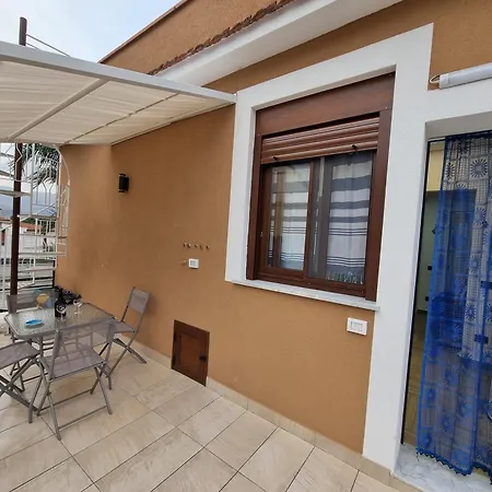Vida Loca -appartamento Vicino Aereporto E 200mt Holiday home *